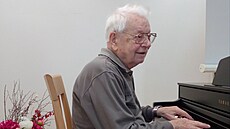 Radoslav Mather vnoval celý svj ivot hudb a i dnes, ve svých 97 letech,...