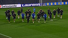 Hrái Sigmy Olomouc trénují na hiti ped zápasem s Rakówem enstochová.