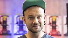 Adam Ernest bhem prezentace snímku Jedna noc (6. ervence 2023)