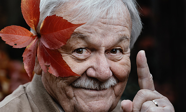 Taháky nemám, ale občas se mi to vymstí. Třeba zapomenu jméno hosta, líčí Karel Šíp