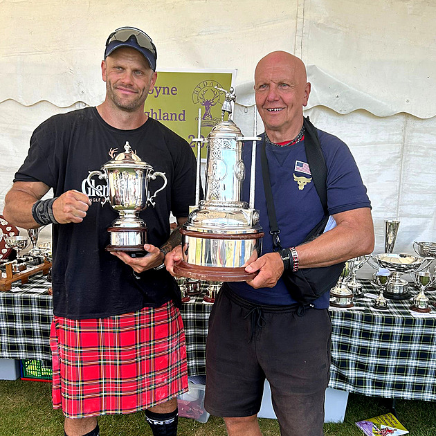 Po děsivé bouračce zápisy do historie. Silák Tuláček otočil neotočitelné klády