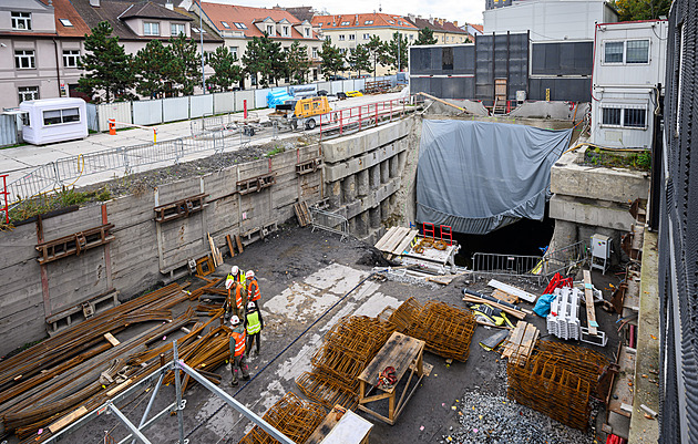 Příští stanice Foltýnova. Tažení proti komunistům typu Olbrachta má „zombíkovské“ rysy