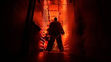 Daniel Vlada� se chystá na za�átek utkání proti Nashvillu.