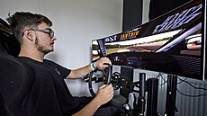 Vladimír Doubek, mistr republiky 2025 v kategorii driftu Pro. Trénuje i na...