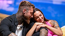 Adri a Honza jako finalisté seznamovací show Love Island 2025