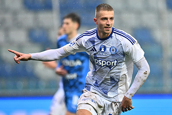 Olomoucký útoník Daniel Vaulín se raduje ze svého gólu.