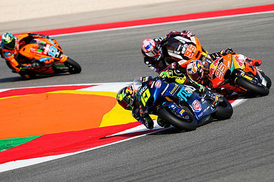 Diogo Moreira v �ele Velké ceny Portugalska v kategorii Moto2.