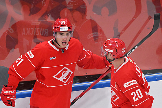 Slovenský útoník Adam Ruika se raduje z gólu v dresu Spartaku Moskva.