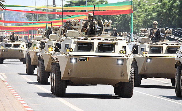 Nový chalífát na obzoru. Hlavní město Mali škrtí džihádisté, sázka na Moskvu nevyšla