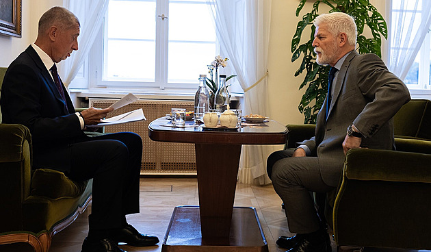 Pavel vyzval Babiše, aby do programu vlády přidal Rusko a závazky k NATO