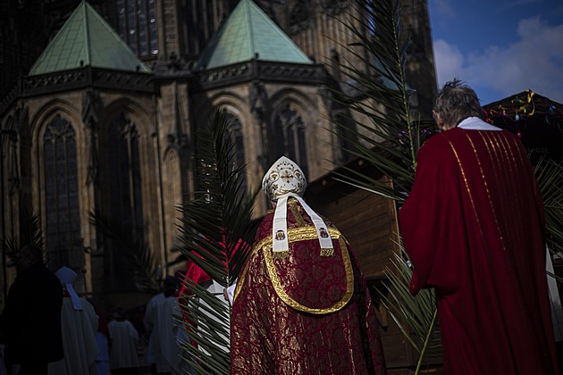 Kardinál Duka byl břitký glosátor i diplomat. A jeden z nejvzdělanějších českých biskupů
