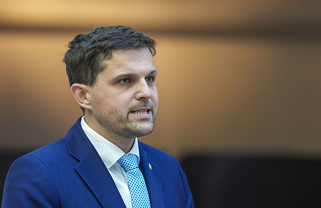 Petra Macinku stvořil svou arogancí ministr Hladík