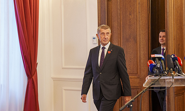 Babišova, Macinkova a Okamurova těšínská jablíčka, vládní programové prohlášení bez překvapení