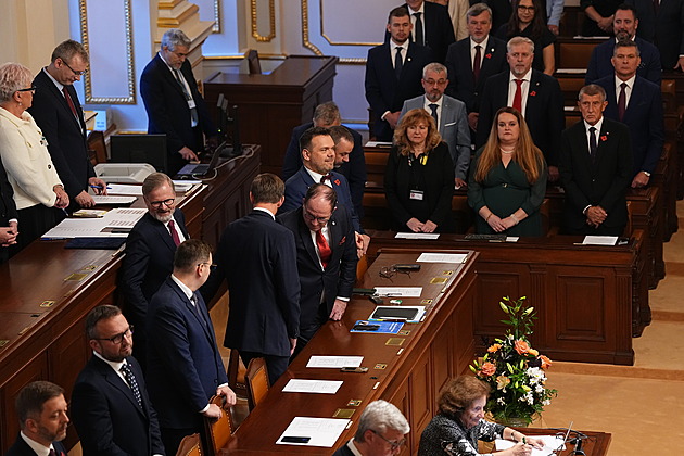 Nutellák a jeho parta hledají zkratku pro Babišovu vládu. A proč se nerozčilovat nad Okamurou