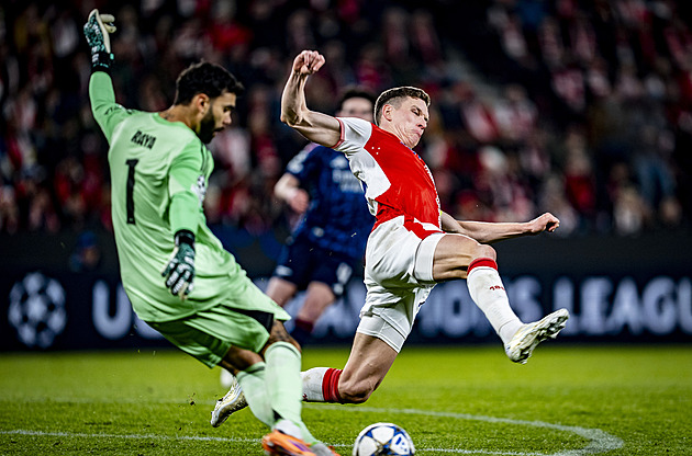 Zima po Arsenalu: Škoda, mohli jsme je víc potrápit. Vadilo mu, jak sudí kouskoval hru