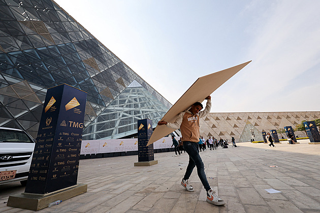 Tisíce artefaktů slavných faraonů. V Egyptě otevřeli největší muzeum světa