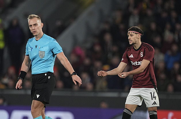 Haraslína střídání naštvalo i zaskočilo. Potřebuju ho i na ligu, vysvětlil Priske