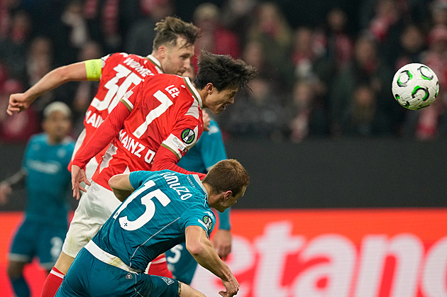 Legia nezvládla zápas s Celje, dál stoprocentní zůstává Mohuč a Samsunspor