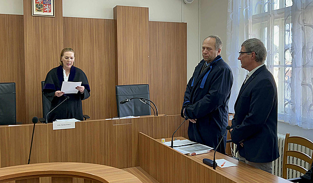 Soudkyn Martina Erbov vynesla rozsudek nad muem, kter byl obalovan ze zaplen plaveckho baznu v eskm Krumlov. (3. listopadu 2025)