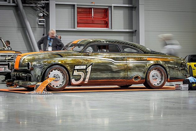 Festival aut ukáže unikáty, monstra i český supersport. A stopětku v karbonu