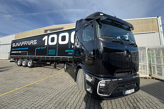 Rychle, levně a kdekoliv. V Domažlicích vymysleli důmyslné nabíjení e-trucků