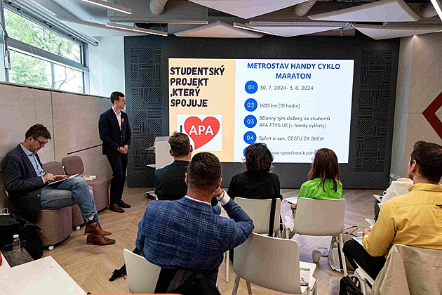 Mlad� lid� mohou zm�nit sv�t pohybem. FTVS UK spou�t� sout� pro inov�tory.