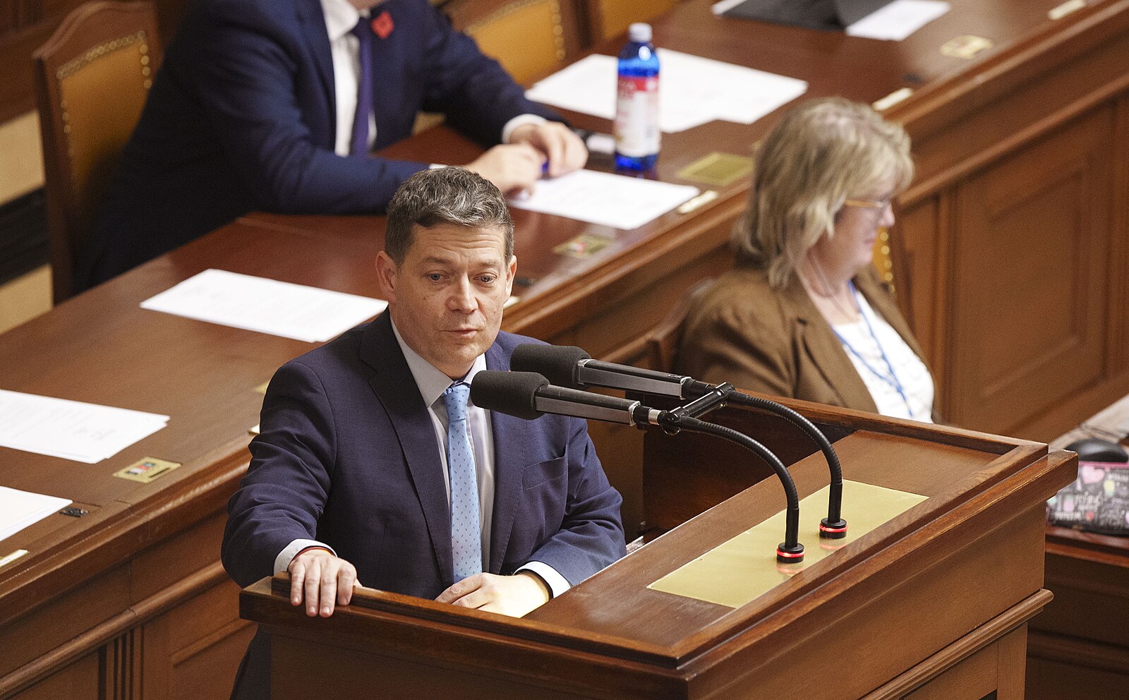 Nacher dostal desítky hlasů i z opačného tábora, Skopečkovi to už nikdo neoplatil