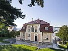 Nyní ji Sotheby�s Int. Realty nabízí k prodeji za 69,5 milionu korun.