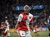 Slávista Moses se diví výroku rozhod�ího.