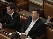 Volbou nového pedsedy Snmovny pokrauje ustavující schze dolní komory...