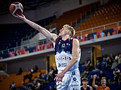 Brnnský imon Svoboda zakonuje akci nájezdem.