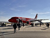 Airbus A320 pilétl ve stedu z Ostravy.