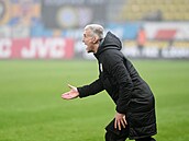 Kou Plzn Martin Hyský proívá zápas.