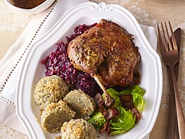 Pe�ené kachní stehno