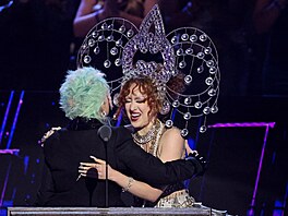 Slavnostní ceremoniál uvedení do Rokenrolové sín� slávy 2025, který se odehrál...