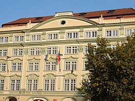 Podle p�edsedy Pirát� Zde�ka H�iba stojí strana pevn� na stran� Ukrajiny....