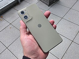 Motorola G06