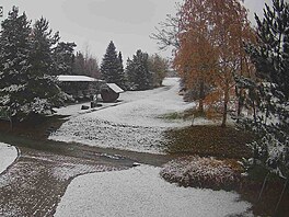 Poprvé v této zimní sezon v esku výraznji snilo i mimo pohraniní horské...