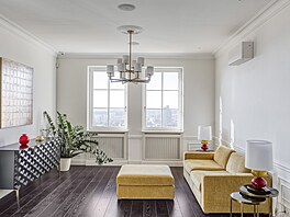 Obytná plocha vily je 450 metr� �tvere�ních.