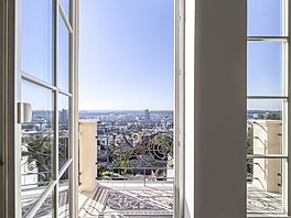 Rezidence se nachází v tiché, zelení obklopené �ásti m�sta s kompletní...