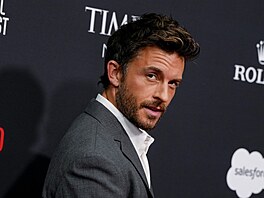 Jonathan Bailey v New Yorku (30. �íjna 2025)