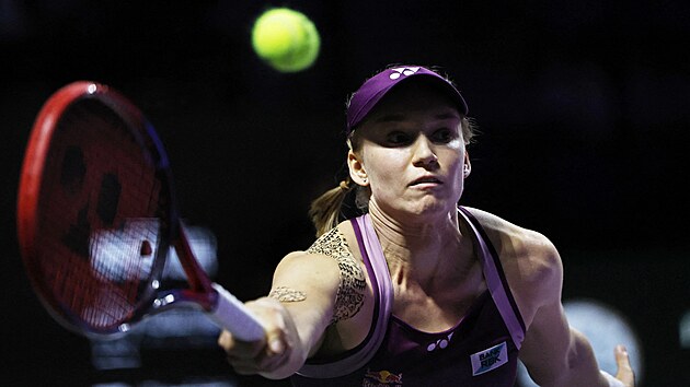 Jelena Rybakinov se na Turnaji mistry ukazuje ve skvl form.