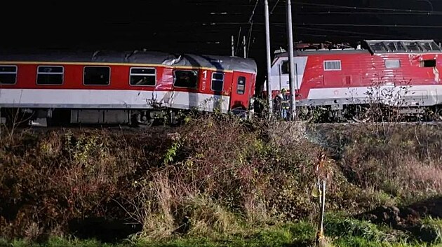 U msta Pezinok leícího severn od Bratislavy se srazily dva vlaky slovenských...