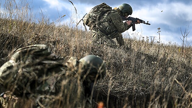 Z pouště do zákopu ukrajinské fronty. Moskva verbuje do války v arabském světě