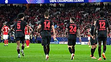 Fotbalisté Leverkusenu po brance Patrika Schicka.