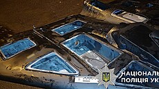 Ticetiletý Kyjevan peváel na stee svého auta nepátelský dron typu áhed,...