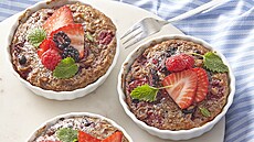 Pe�ená ovesná ka�e s ovocem