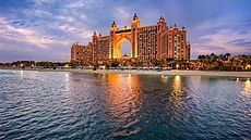 Dubajská p�tihv�zdi�ková ikona Atlantis The Palm