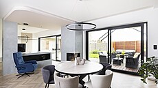 Venkovní sezení lze vyu�ívat podle nálady i  po�así.