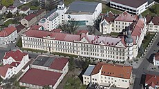 Gymnázium Bohumila Hrabala v Nymburce.